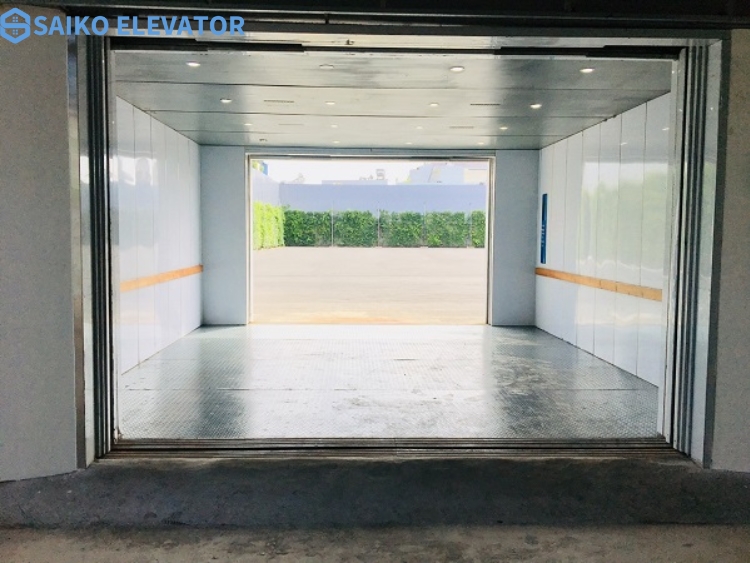 Thang máy nâng hàng nội địa